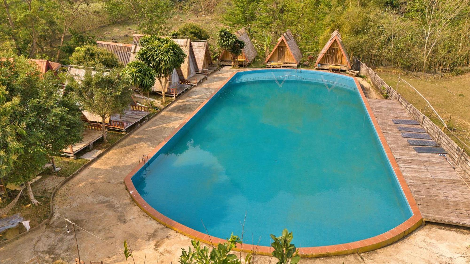 Campingsite Swimming Pool Ban Nongkham Exteriér fotografie